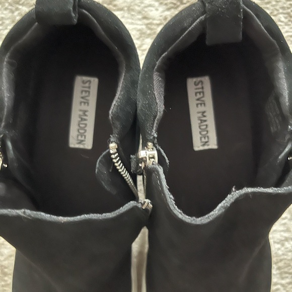 Madden size 10 wedgie runners - Picture 3 of 5